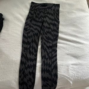 lululemon size 2 leggings
